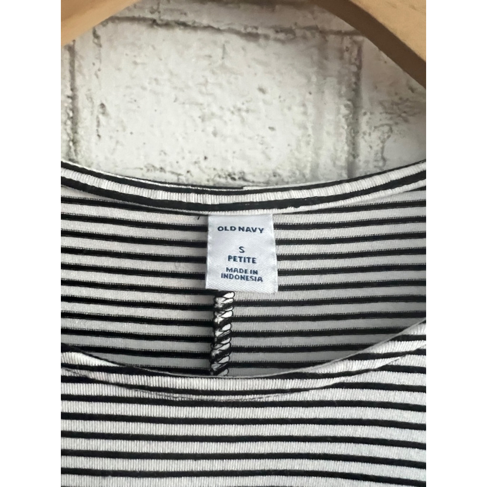 Women's Old Navy Dress, S Petite, Black & White Stripes - Picture 3 of 5